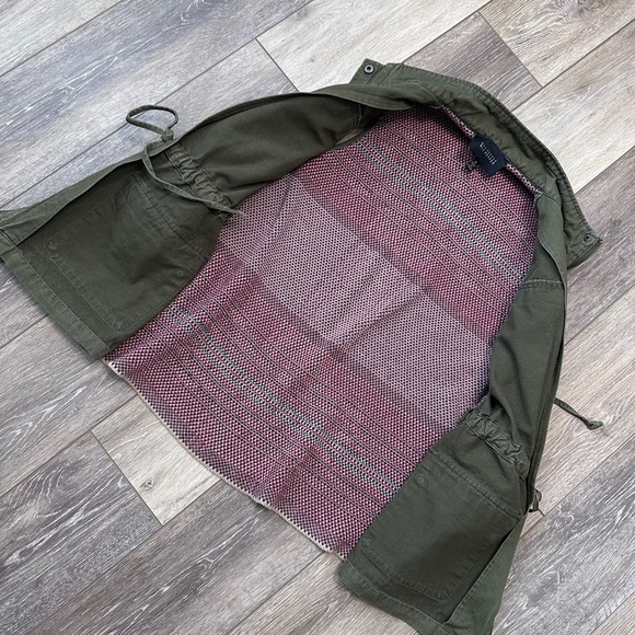 🛍️Blu Pepper Green cinched southwestern Aztec cargo sweater vest Size M - Picture 4 of 6